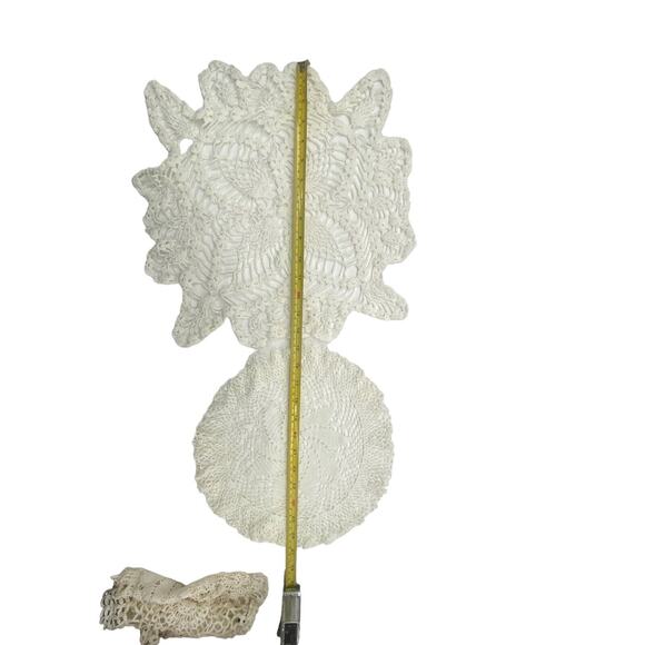 Doilies Handmade Unique Crocheted Vintage Doily 1950’s lot. 2 Pieces - Picture 5 of 7